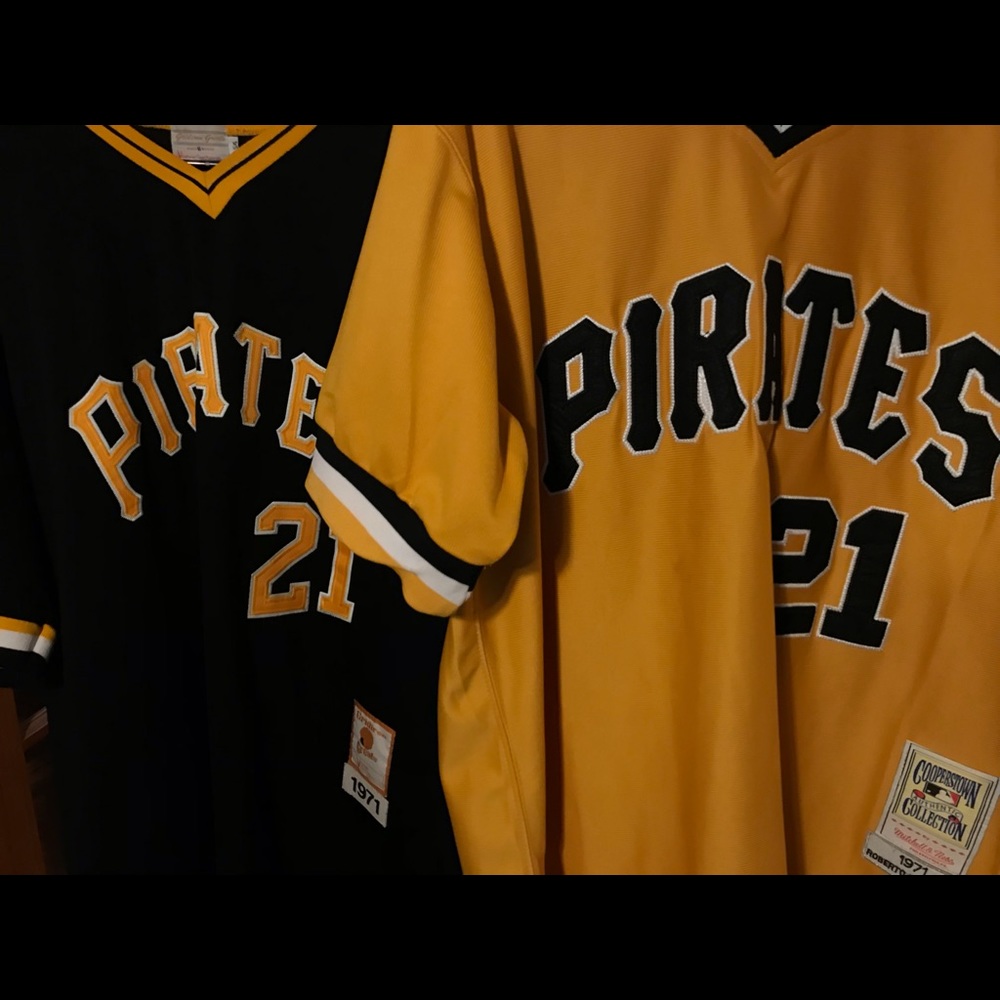 Authentic MLB Roberto Clemente Pirates Jerseys